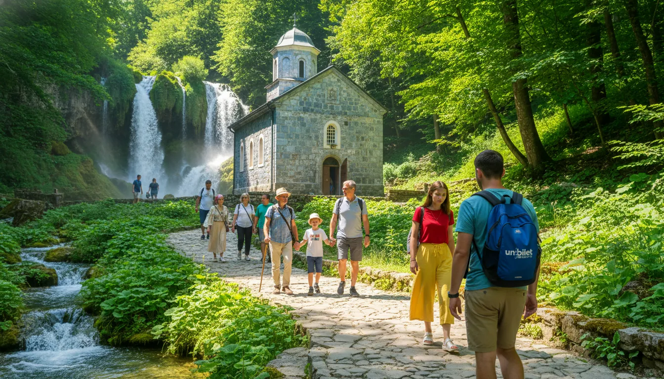 Mănăstirea Saharna cu cascade de apă
